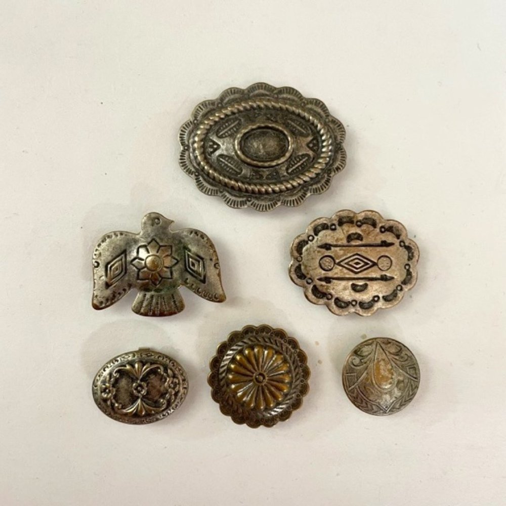 Vintage Western/Southwestern Silver Tone Button Cover Set